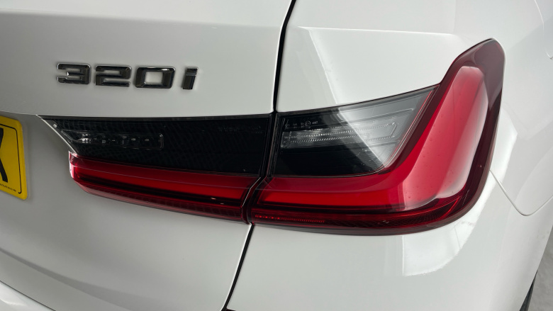 BMW 3 Series 320i M Sport 5dr Step Auto Petrol Estate